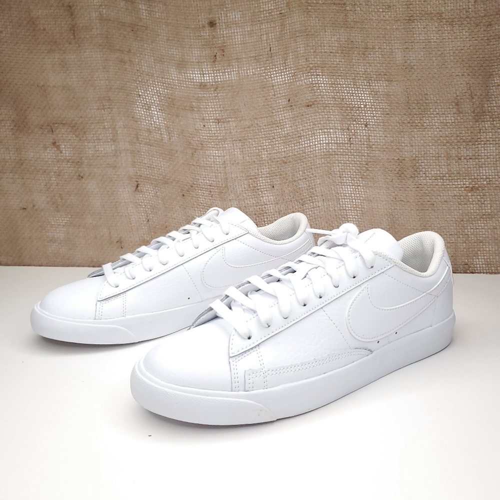 Nike Blazer Low LE  Unisex Sneaker